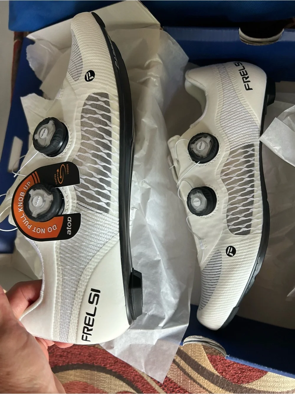 Men's White Athletic Shoes - Sleek Lightweight Performance
